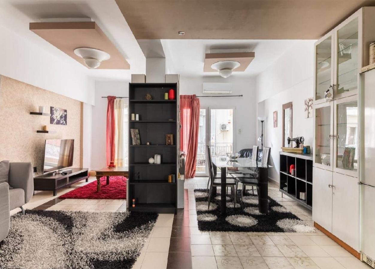 Апартаменты 2Bd- Perfect Location With Square View Салоники Экстерьер фото