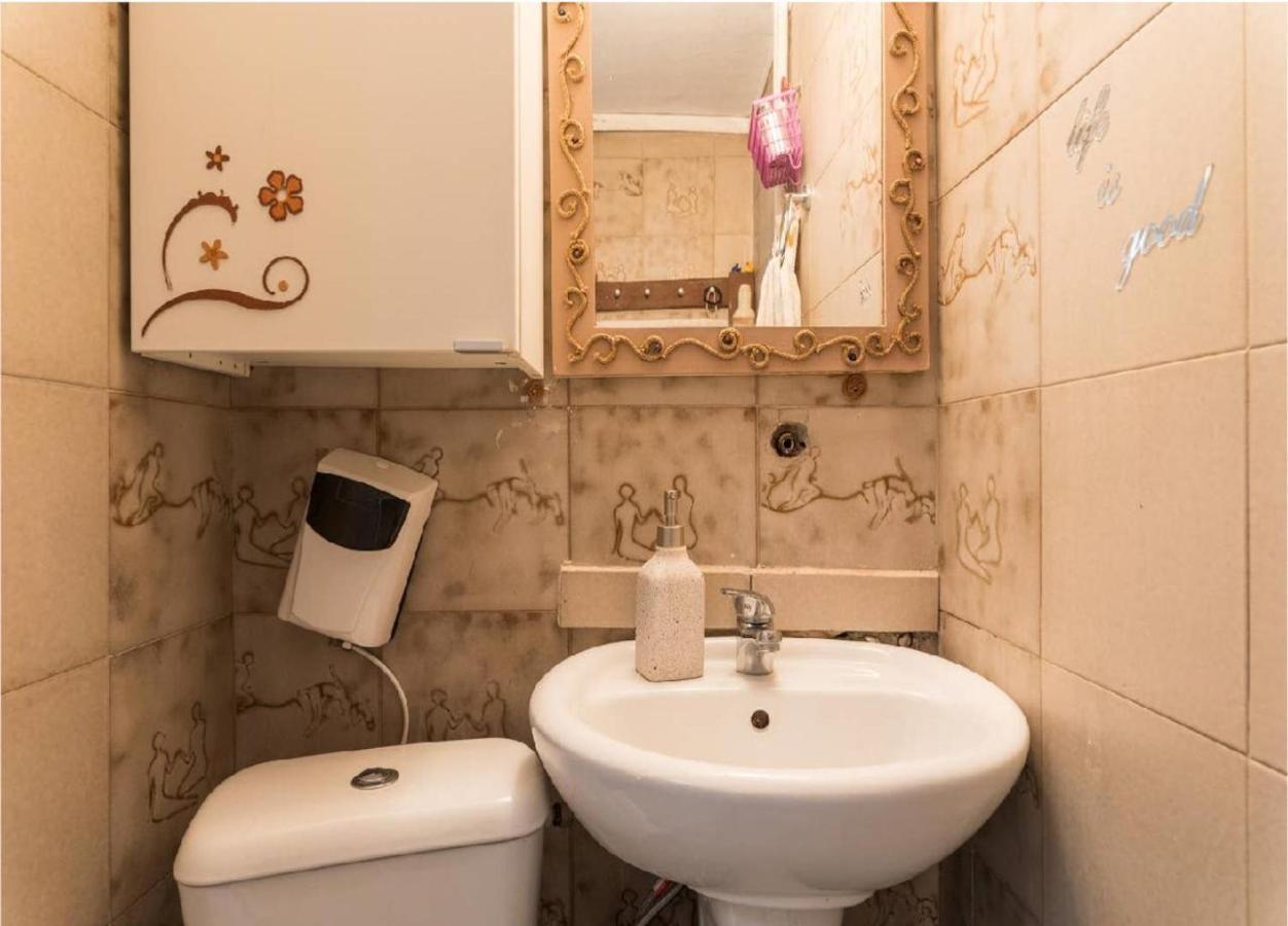 Апартаменты 2Bd- Perfect Location With Square View Салоники Экстерьер фото
