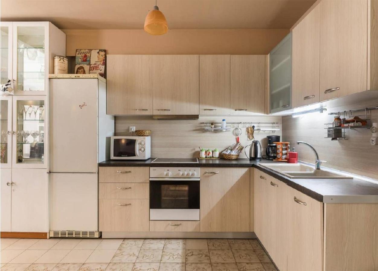 Апартаменты 2Bd- Perfect Location With Square View Салоники Экстерьер фото