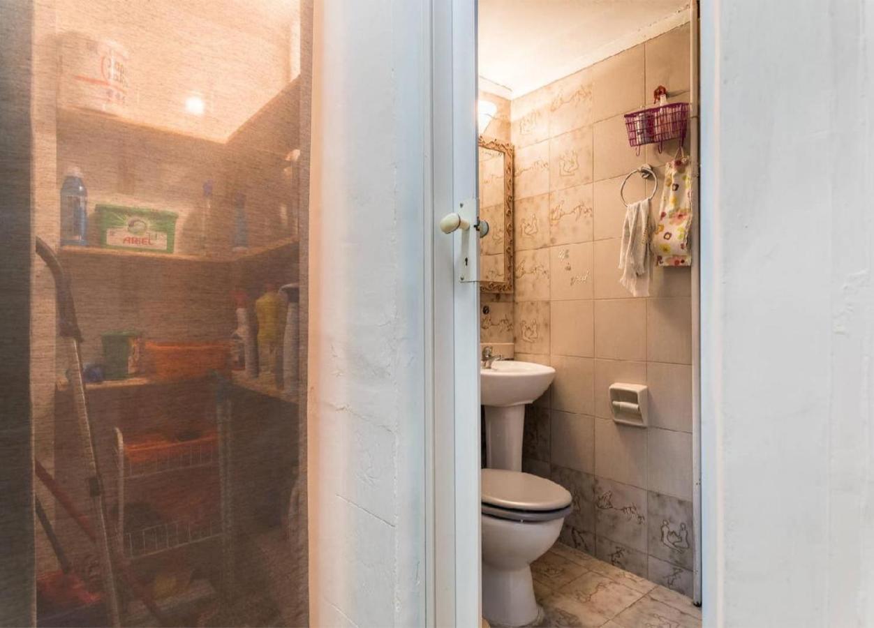 Апартаменты 2Bd- Perfect Location With Square View Салоники Экстерьер фото